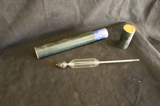 Lacto-densimètre, vue générale, ©UM