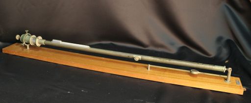 Thermomètre à mercure, vue générale, ©UM